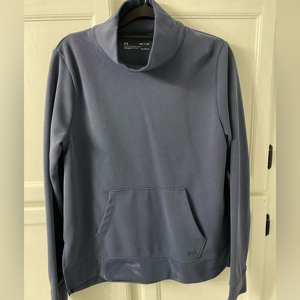 Under Amour sweatshirt